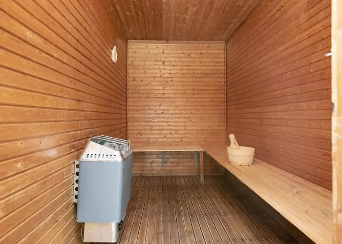 15 Person In Hals-by Traum Semesterbostad